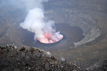 D.R. KONGO - výstup na sopku Nyiragongo a trek za gorilami